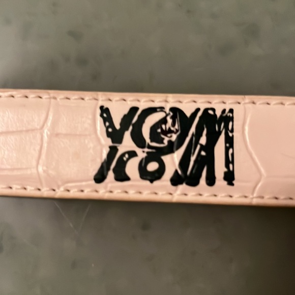 Volcom whir belt with silver hardware skater girl must have! 🖤😉🖤 - Picture 3 of 8